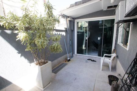 Varanda de casa à venda com 3 quartos, 140m² em Jacarepaguá, Rio de Janeiro