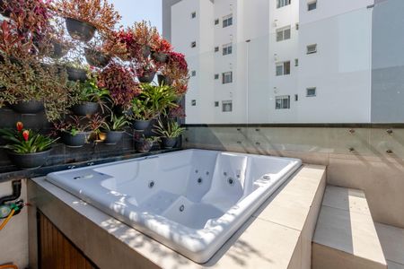 Apartamento à venda com 110m², 2 quartos e 1 vaga Apartamento à venda com 110m², 2 quartos e 1 vagaCobertura