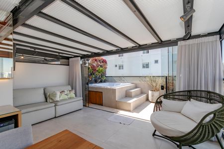 Apartamento à venda com 110m², 2 quartos e 1 vaga Apartamento à venda com 110m², 2 quartos e 1 vagaCobertura