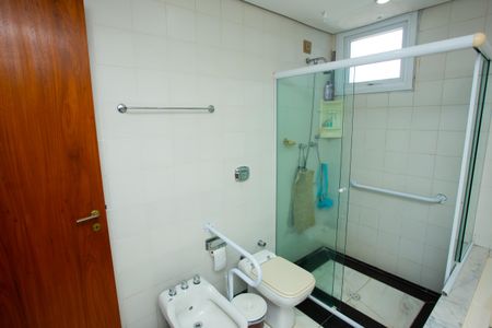 Apartamento à venda com 277m², 4 quartos e 2 vagasBanheiro da Suíte 1