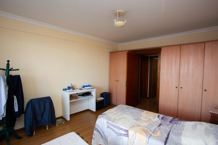 Apartamento à venda com 277m², 4 quartos e 2 vagasQuarto 1