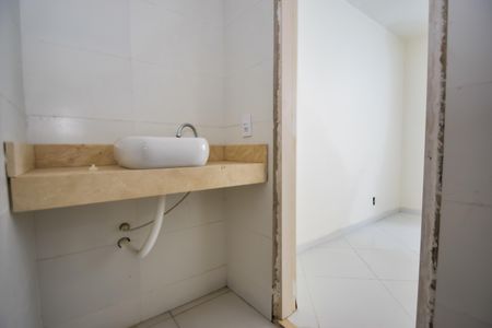 Casa à venda com 78m², 2 quartos e 1 vagaQuarto 1 - Banheiro