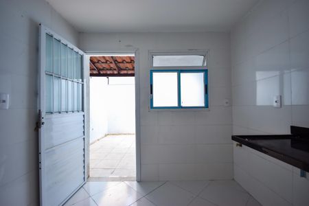Casa à venda com 78m², 2 quartos e 1 vagaCozinha