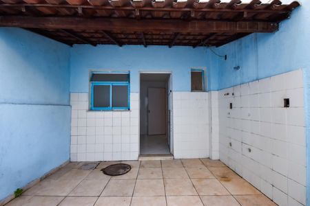Casa à venda com 78m², 2 quartos e 1 vagaÁrea de Serviço