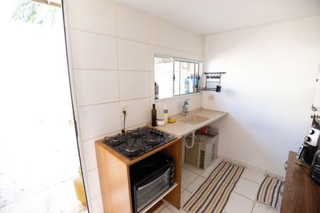 Casa de condomínio para alugar com 64m², 2 quartos e 1 vagaCozinha