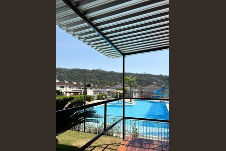 Casa de condomínio para alugar com 64m², 2 quartos e 1 vagaÁrea comum - Piscina