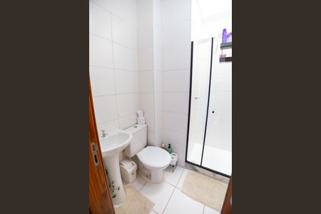 Casa de condomínio para alugar com 64m², 2 quartos e 1 vagaBanheiro