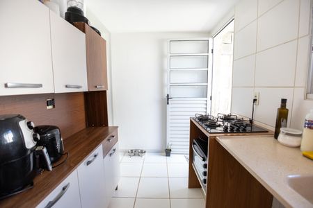 Casa de condomínio para alugar com 64m², 2 quartos e 1 vagaCozinha