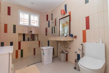 Casa para alugar com 450m², 4 quartos e 1 vaga Casa para alugar com 450m², 4 quartos e 1 vagaBanheiro 2