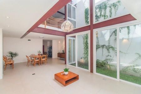 Casa para alugar com 450m², 4 quartos e 1 vaga Casa para alugar com 450m², 4 quartos e 1 vagaSala 2