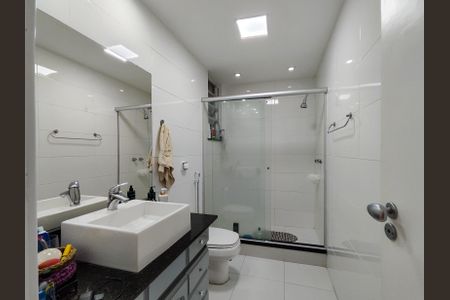 Apartamento à venda com 79m², 2 quartos e 1 vagaBanheiro Social