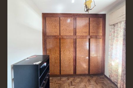 Apartamento à venda com 240m², 5 quartos e 2 vagasQuarto 04