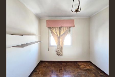 Apartamento à venda com 240m², 5 quartos e 2 vagasQuarto 