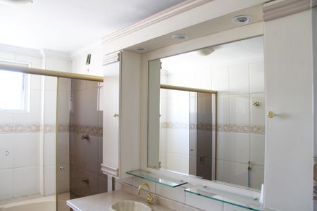 Apartamento à venda com 240m², 5 quartos e 2 vagasBanheiro da Suíte 5