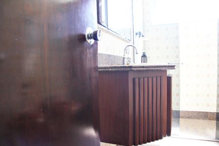 Apartamento à venda com 240m², 5 quartos e 2 vagasBanheiro Social