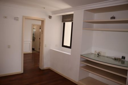 Apartamento para alugar com 344m², 4 quartos e 5 vagasSuíte 3