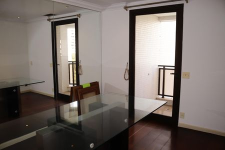 Apartamento para alugar com 344m², 4 quartos e 5 vagasCopa