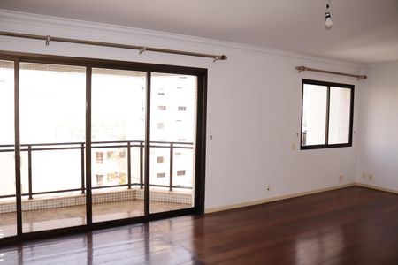 Apartamento para alugar com 344m², 4 quartos e 5 vagasSala