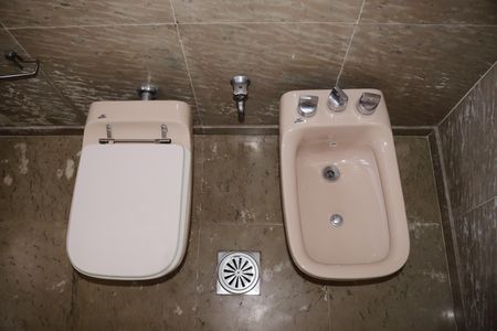 Apartamento para alugar com 344m², 4 quartos e 5 vagasBanheiro da Suíte 1