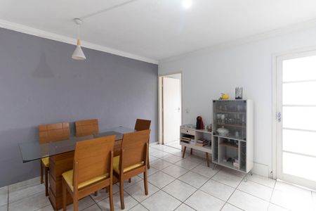 Sala de casa à venda com 2 quartos, 130m² em Jardim Maria Estela, São Paulo