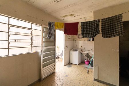 Casa à venda com 130m², 2 quartos e 3 vagasLavanderia