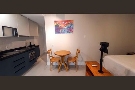 Apartamento para alugar com 28m², 1 quarto e 1 vagaStudio