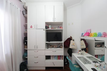Casa à venda com 210m², 3 quartos e 2 vagasQuarto 2