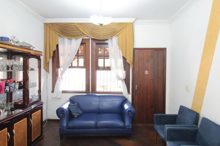 Sala de casa à venda com 3 quartos, 210m² em Castelo, Belo Horizonte