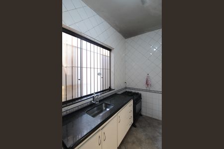 Casa à venda com 210m², 3 quartos e 2 vagasCozinha