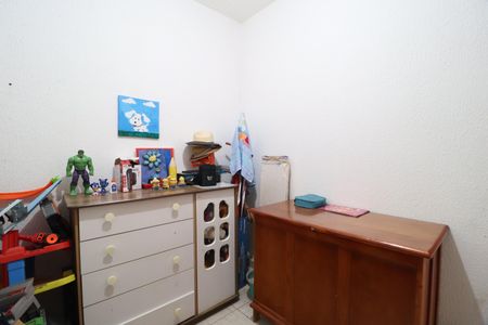 Casa de condomínio para alugar com 142m², 3 quartos e 3 vagasQuarto 2