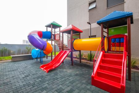 Apartamento à venda com 50m², 2 quartos e 1 vaga Apartamento à venda com 50m², 2 quartos e 1 vagaÁrea comum - Playground