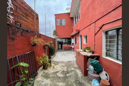 Casa para alugar com 100m², 3 quartos e 2 vagasQuintal