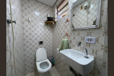 Casa para alugar com 100m², 3 quartos e 2 vagasBanheiro Social