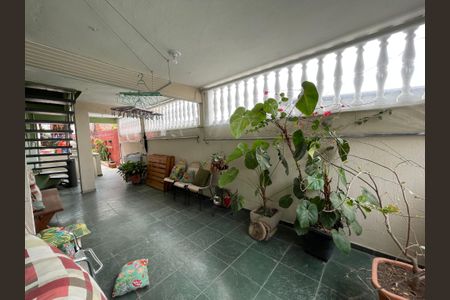 Casa para alugar com 100m², 3 quartos e 2 vagasQuintal