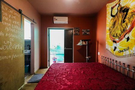 Casa à venda com 480m², 4 quartos e 8 vagas Casa à venda com 480m², 4 quartos e 8 vagas Suíte 3