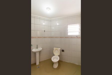 Casa para alugar com 84m², 2 quartos e 2 vagasBanheiro Social