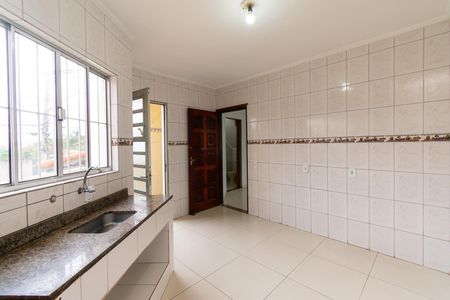 Casa para alugar com 84m², 2 quartos e 2 vagasCozinha