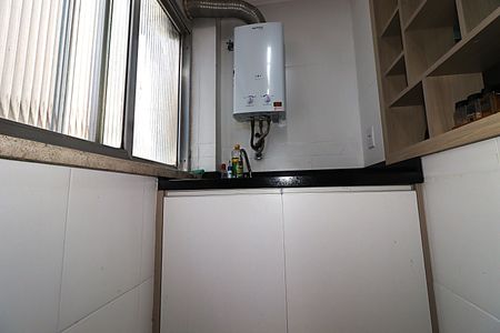 Apartamento à venda com 69m², 2 quartos e 1 vagaÁrea de Serviço
