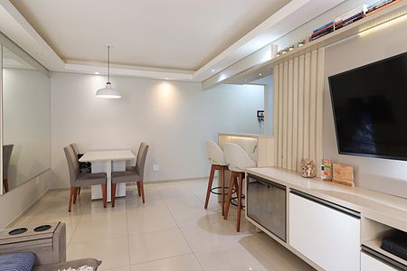 Apartamento à venda com 69m², 2 quartos e 1 vagaSala
