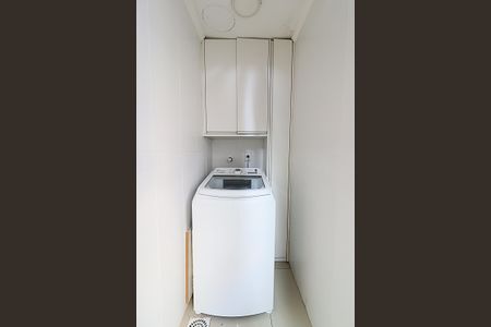 Apartamento à venda com 69m², 2 quartos e 1 vagaÁrea de Serviço