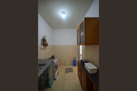Apartamento para alugar com 45m², 2 quartos e 2 vagas Apartamento para alugar com 45m², 2 quartos e 2 vagasCozinha e Área de Serviço