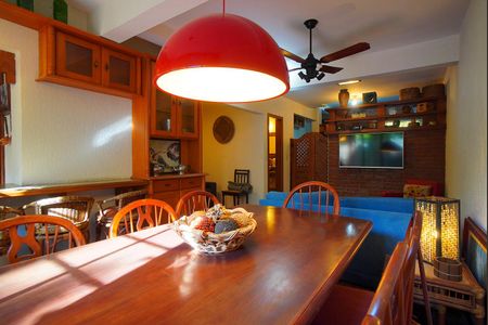 Casa para alugar com 280m², 4 quartos e 2 vagasSala 3 