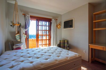 Casa para alugar com 280m², 4 quartos e 2 vagasSuíte 2 