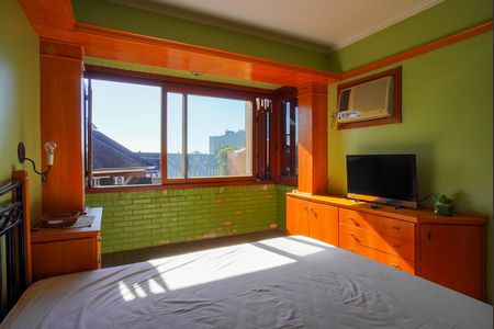 Casa para alugar com 280m², 4 quartos e 2 vagasSuíte 1