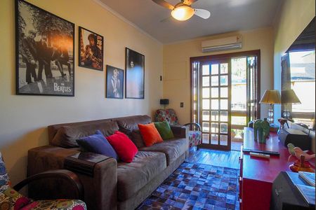 Casa para alugar com 280m², 4 quartos e 2 vagasQuarto 