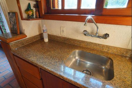 Casa para alugar com 280m², 4 quartos e 2 vagasÁrea comum