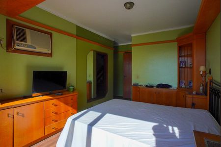 Casa para alugar com 280m², 4 quartos e 2 vagasSuíte 1