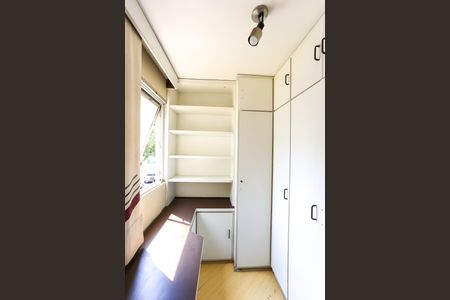 Apartamento à venda com 94m², 3 quartos e 1 vagaQuarto 3