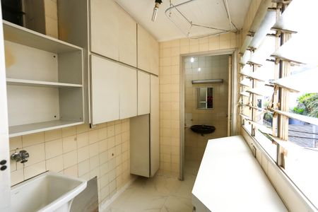 Apartamento à venda com 94m², 3 quartos e 1 vagaÁrea de Serviço