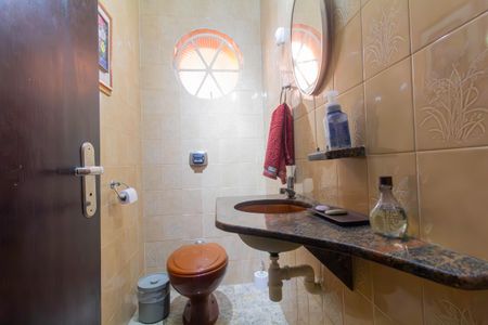 Casa à venda com 203m², 6 quartos e 7 vagasLavabo